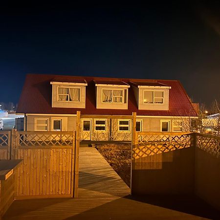 Motel Arctic Wind Vogar  Extérieur photo