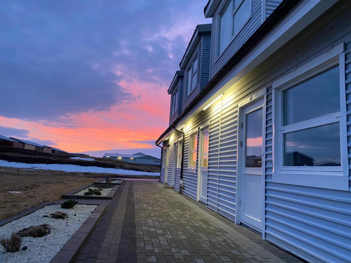 Motel Arctic Wind Vogar  Extérieur photo